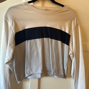 Brandy Melville long sleeve cropped shirt